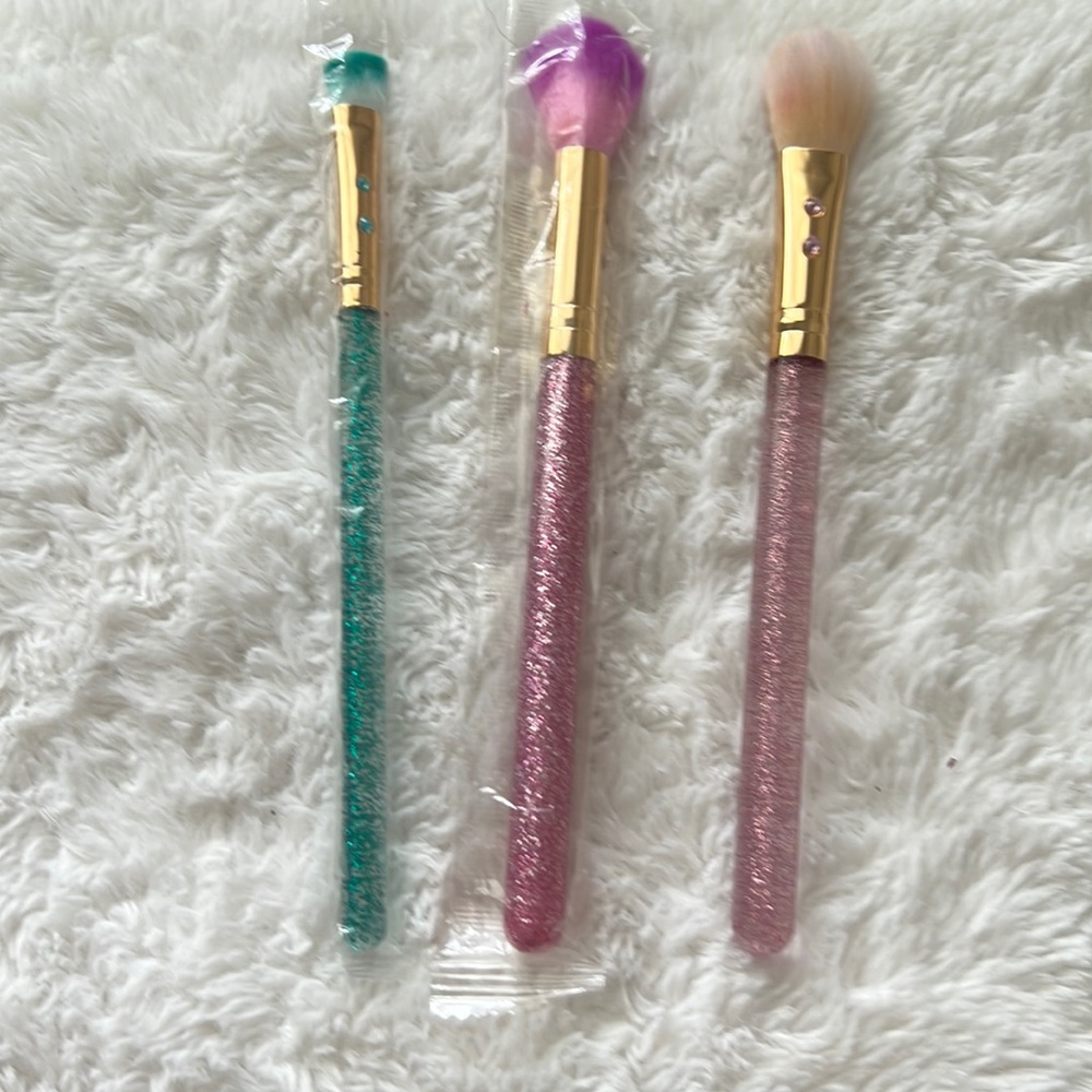 Glitter makeup brush set of 3